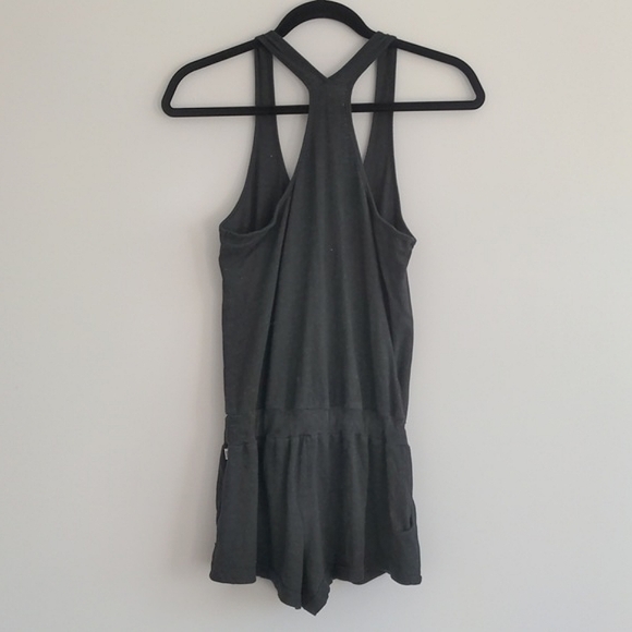 Aritzia TNA Sandbanks Sleeveless Romper Shorts, Charcoal Grey, Womens Si… - Picture 2 of 7